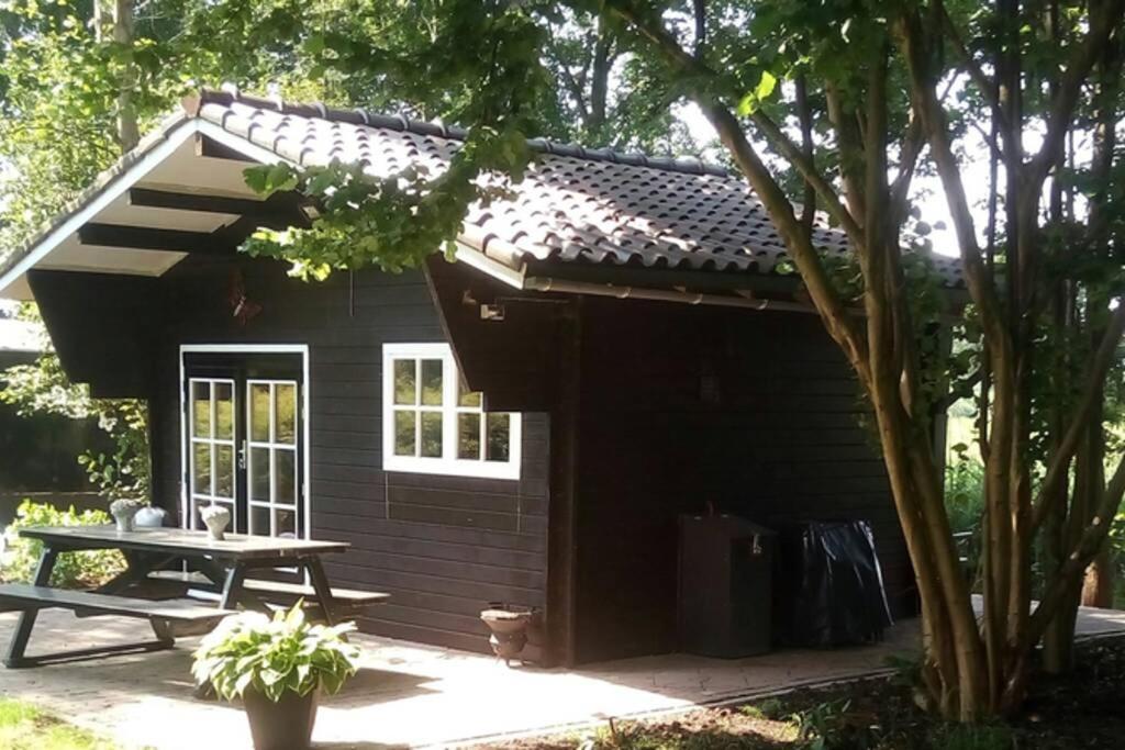 Blokhut De Vlinder Gelegen Aan Het Pieterpad Coevorden